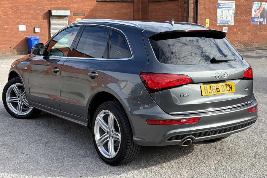 Audi Q5 