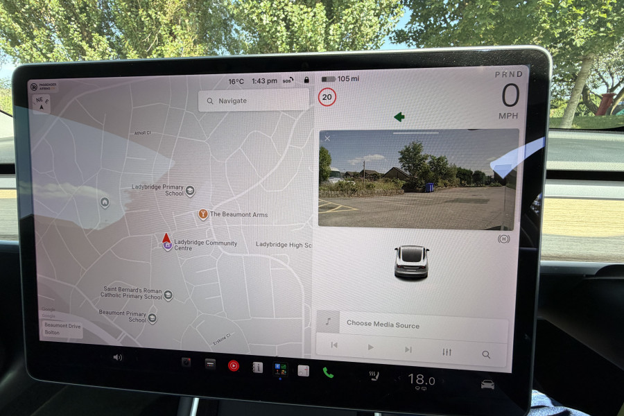Tesla Model 3  